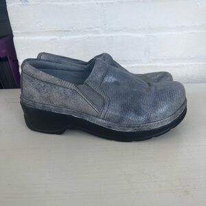 Klogs slip resistant clogs